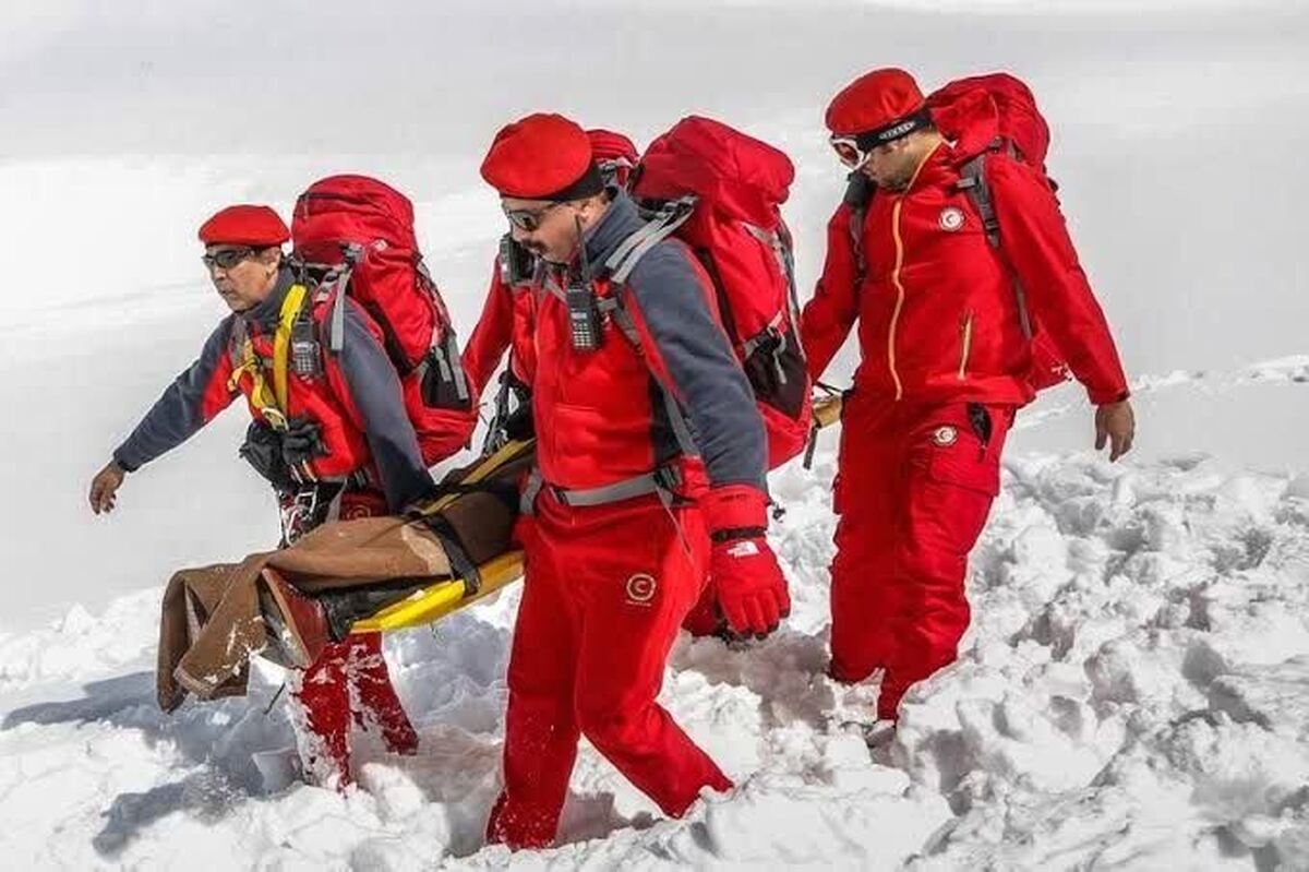 پیدا شدن جسد ۲ کوهنورد مفقودی حادثه بهمن اشترانکوه
