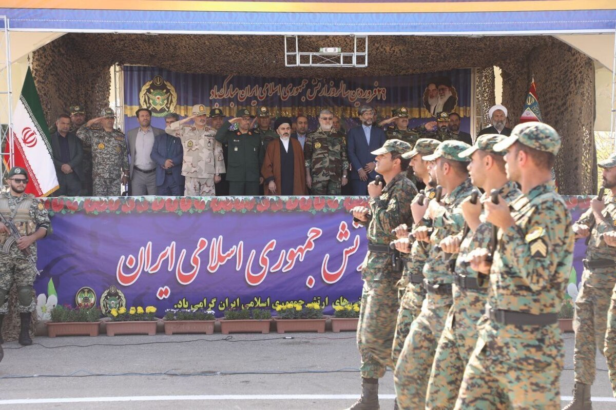 استاندار آذربایجان غربی : ارتش جمهوری اسلامی ایران یکی از ارتش‌های قدرتمند منطقه است
