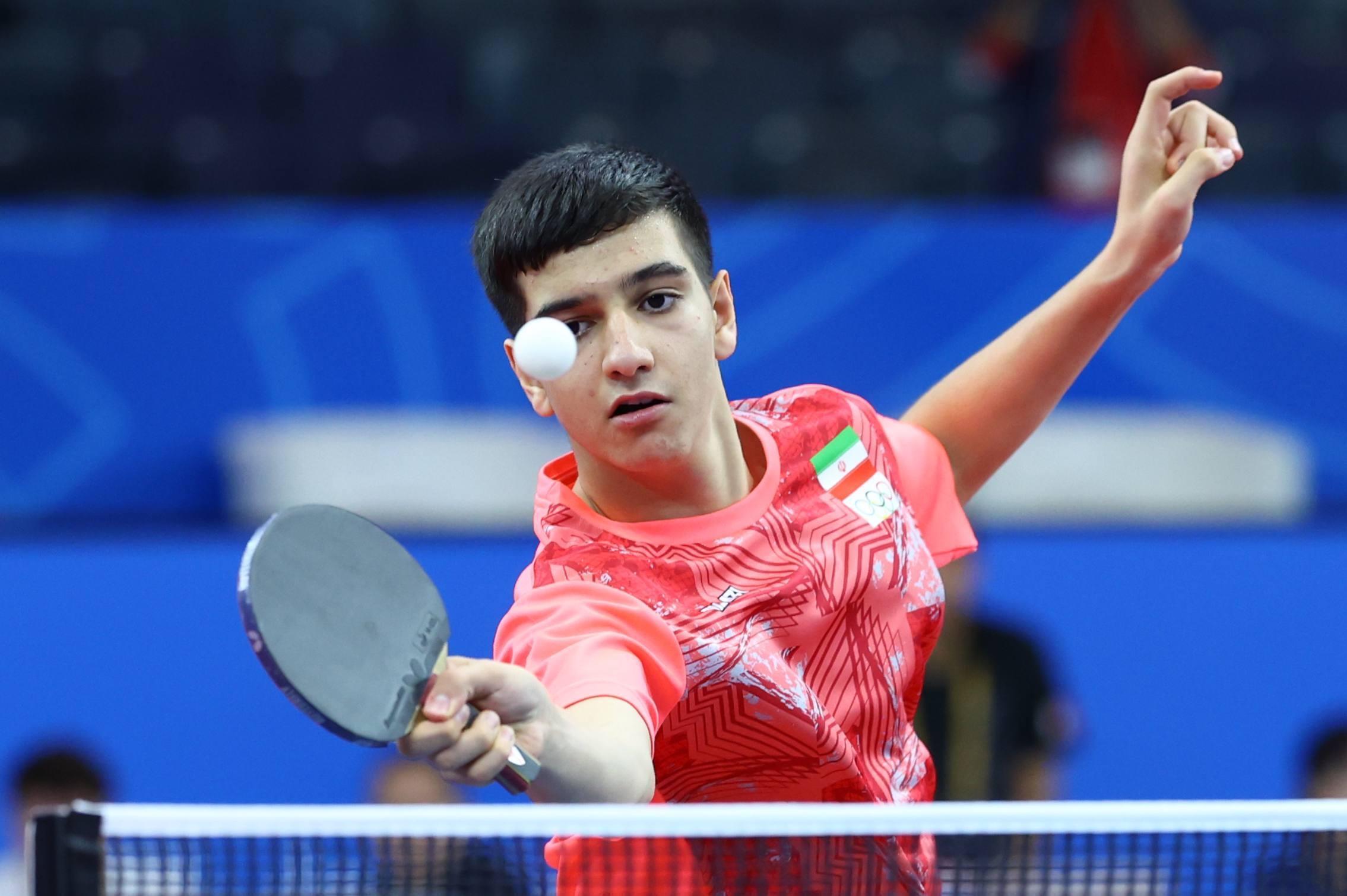 تأهّل منتخب إيران لكرة الصالات لفئة الشباب والمنتخب النسائي للكرة الطائرة إلى نصف النهائي / البرونزية لممثّل إيران في رمي القرص