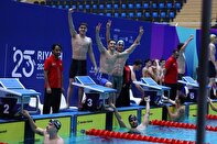 سباح إيراني یحصد الميدالية الذهبية ضمن ألعاب التضامن الإسلامي