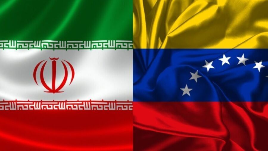 إيران تُدين إغلاق أمريكا المجال الجوي الفنزويلي.. وكاراكاس تشيد بموقف طهران الشجاع