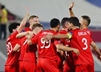 إشادة عابرة للحدود؛ 