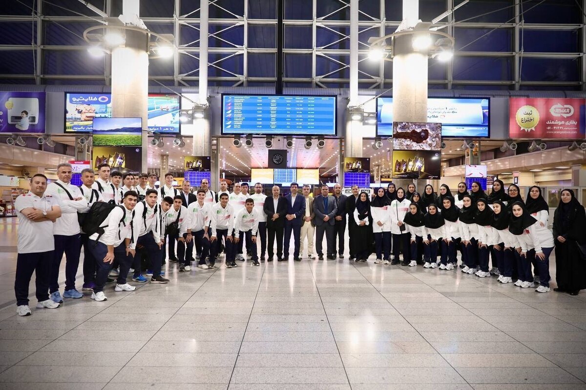 استعداداً لمونديال المدارس: البعثة الإيرانية للكرة الطائرة تصل إلى الصين استعداداً لمونديال المدارس: البعثة الإيرانية للكرة الطائرة تصل إلى الصين