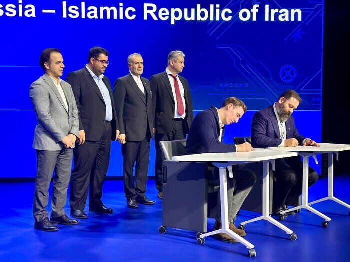 كبرى الشركات التكنولوجية الإيرانية والروسية توقع خمس اتفاقيات تعاون كبرى الشركات التكنولوجية الإيرانية والروسية توقع خمس اتفاقيات تعاون