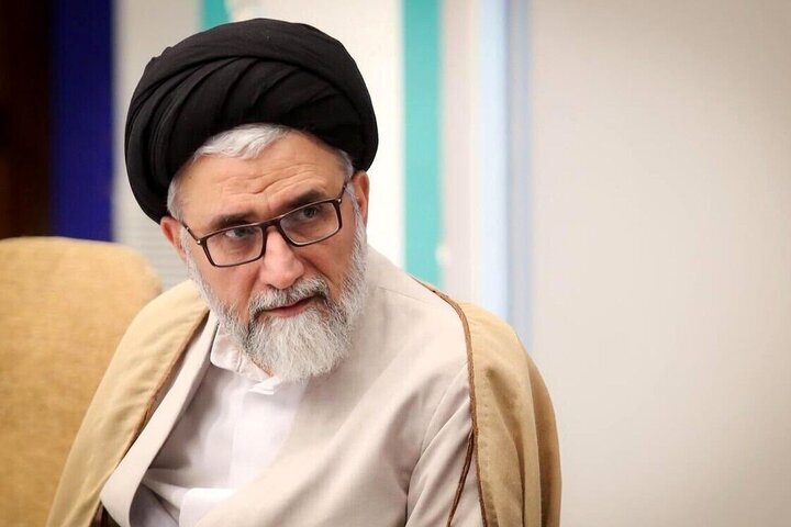 وزير الأمن الإيراني: في الحرب الأخيرة زودنا القوات المسلحة بإحداثيات الأهداف المهمة للکیان الصهیونی وزير الأمن الإيراني: في الحرب الأخيرة زودنا القوات المسلحة بإحداثيات الأهداف المهمة للکیان الصهیونی