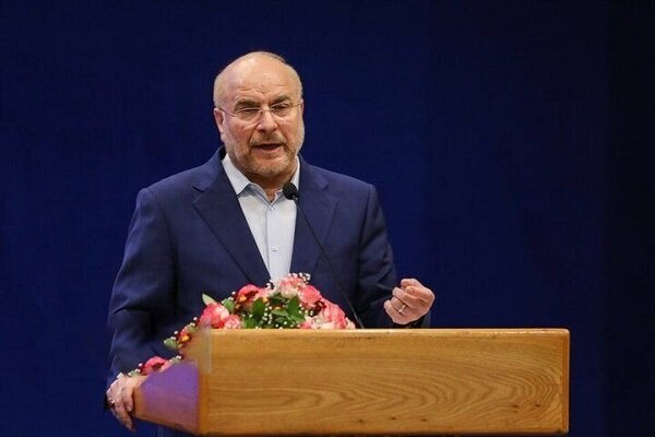 قاليباف: ايران واحدة من القوى الخمس العالمية الافضل في الجو فضاء