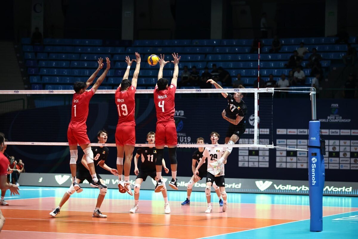 الفرق المتأهلة إلى دور ربع النهائي من بطولة العالم لكرة الطائرة