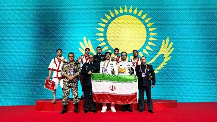 المنتخب الإيراني للمصارعة يحصد المركز الثالث في بطولة العالم العسكرية لكازاخستان