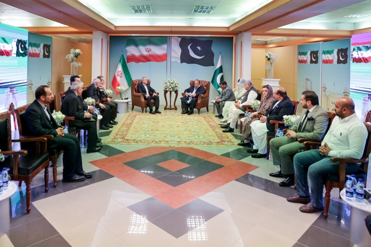 بزشكيان يثني على مواقف الشعب الباكستاني الدعمة خلال حرب الـ12