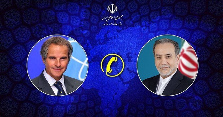 عراقتشي يتباحث هاتفيا مع غروسي