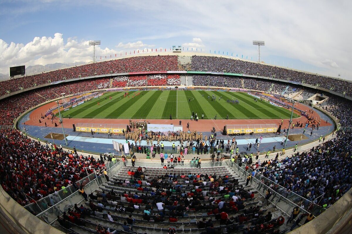 من الوعد ببناء ثلاثة ملاعب جديدة إلى إقامة فعاليات عامة