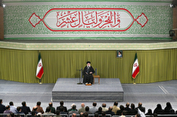 قائد الثورة: على أمريكا ان تدرك اذا اشعلت حربا فستكون حربا اقليمية