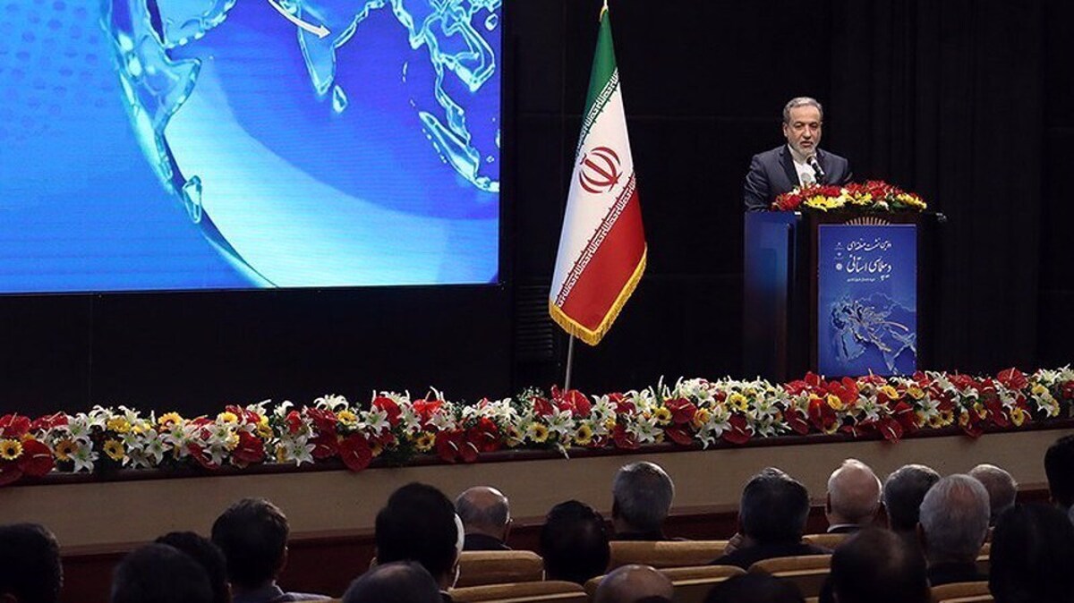 Araghchi: Iran to pursue sanctions relief while boosting domestic strength
