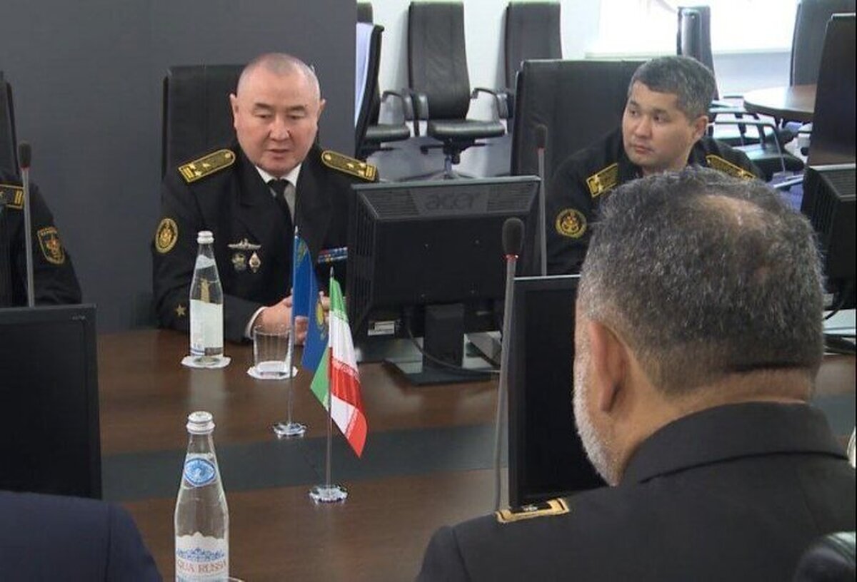 Iran Navy chief holds meeting with counterparts in Russia