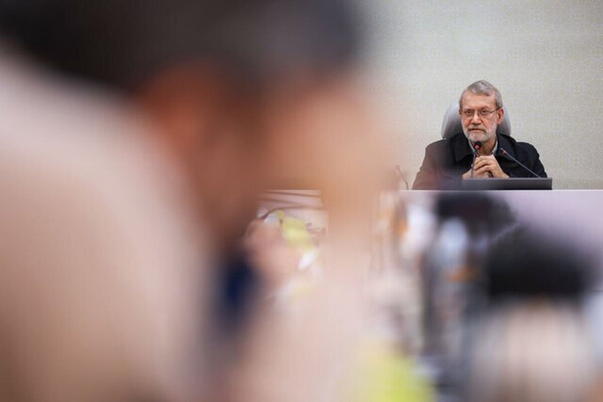 Larijani urges for resistance against US