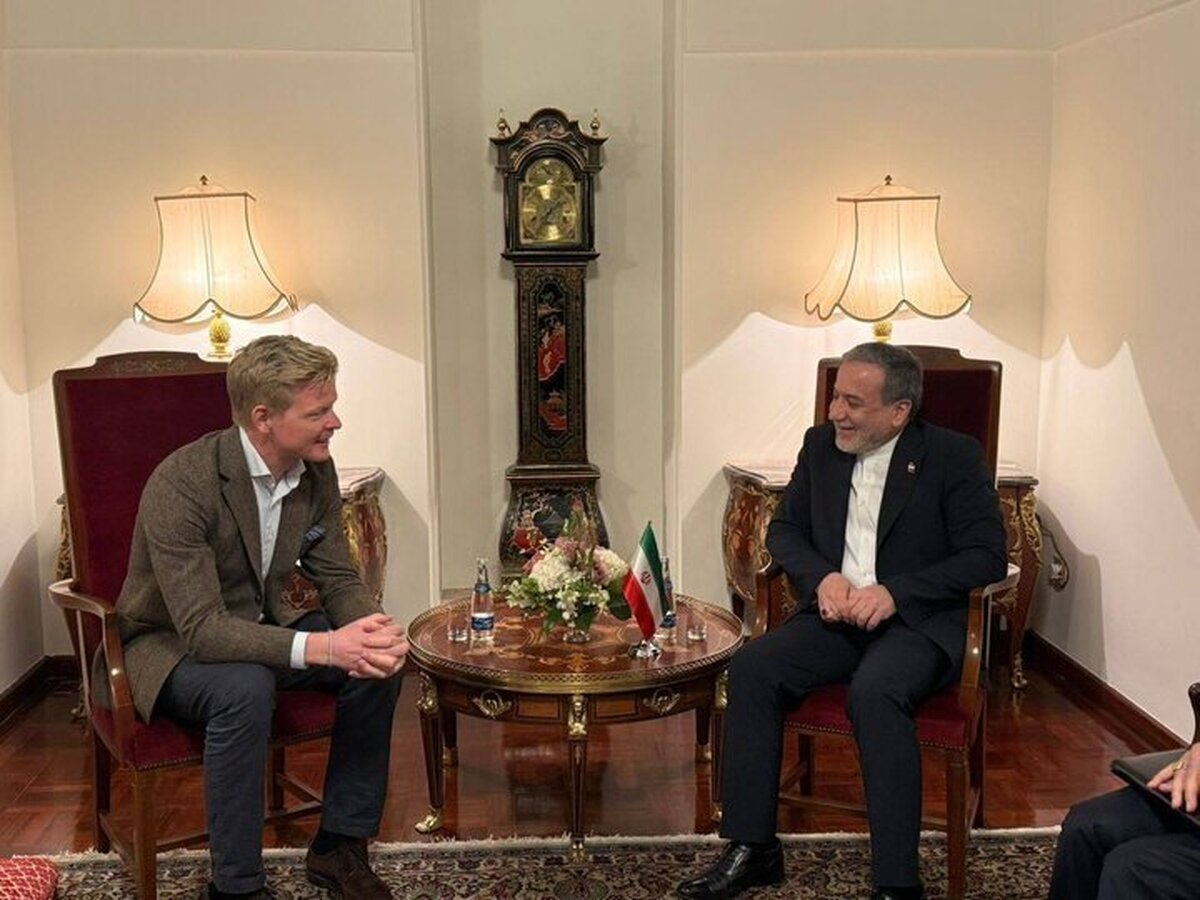 UN Yemen envoy meets Iran’s FM Araghchi in Muscat