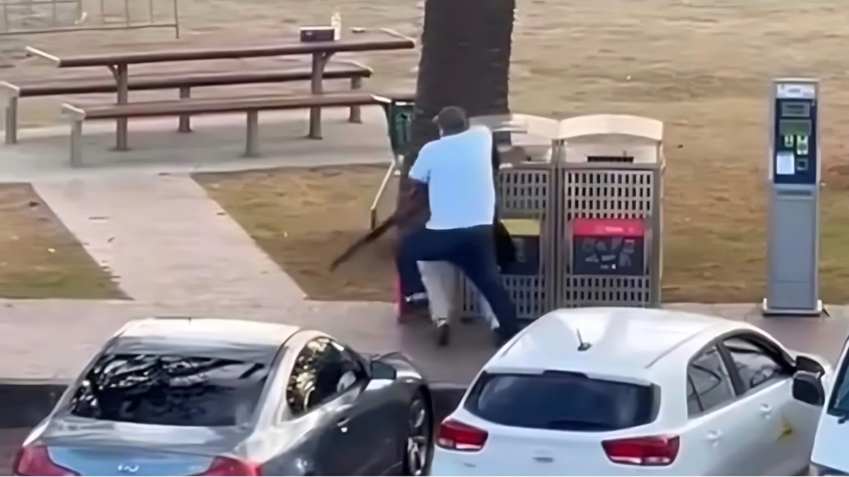 Australia hails Muslim ‘hero’ Ahmed al Ahmed who disarmed gunman in Sydney attack