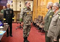 Leader appoints new commanders of Iran air force, air defense