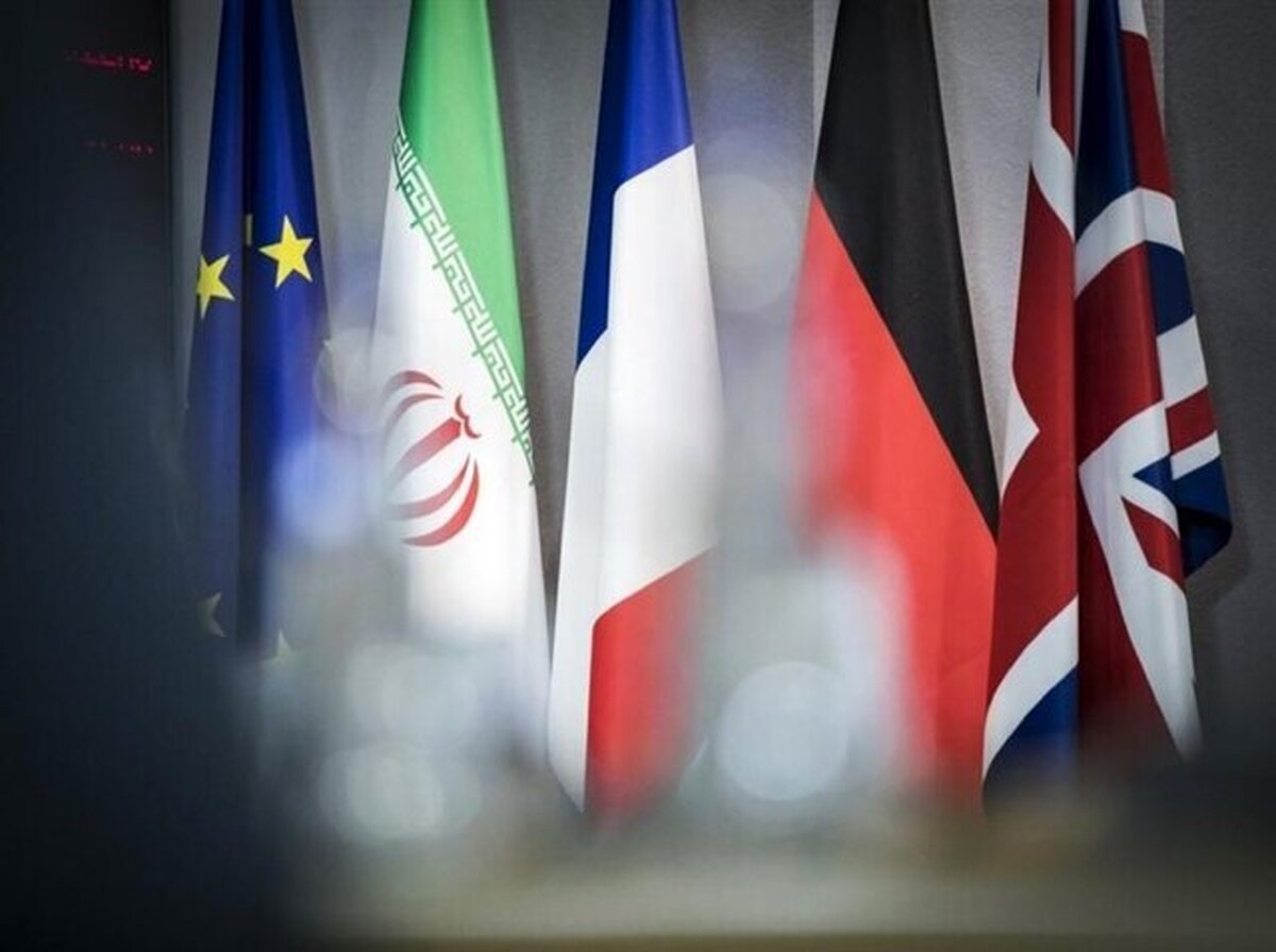 Iran says ready for talks, warns EU over triggering snapback