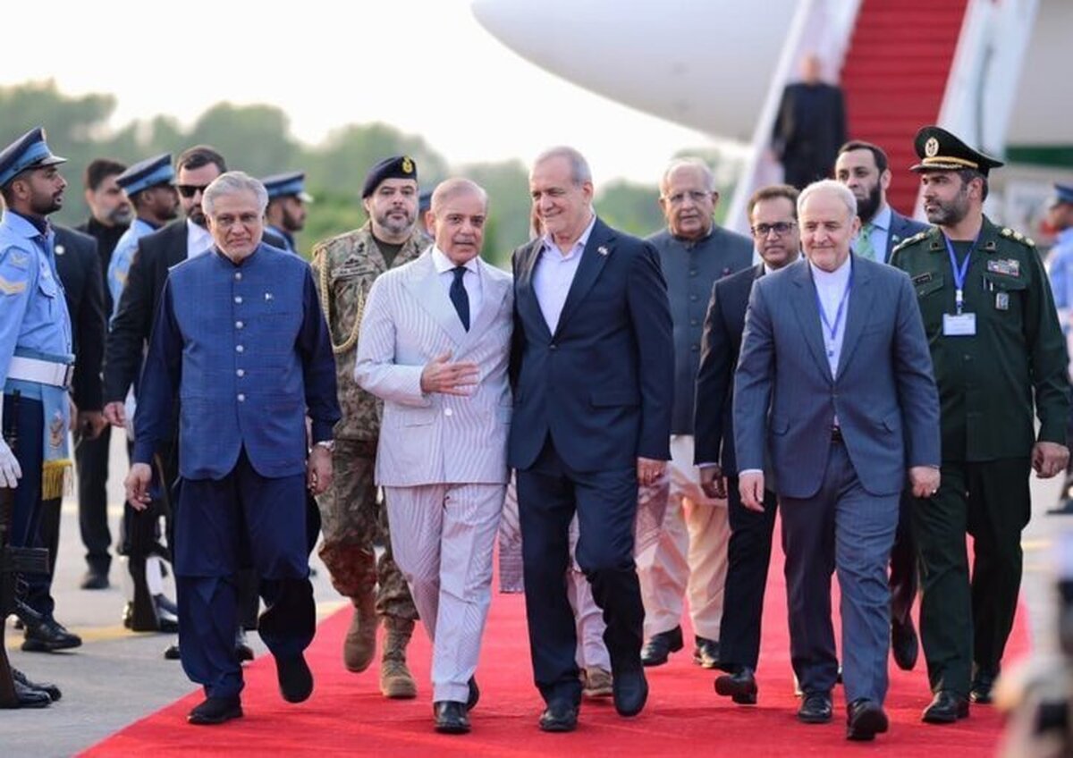 Pakistan PM: Iran president's visit to Pakistan to help cement mutual ties