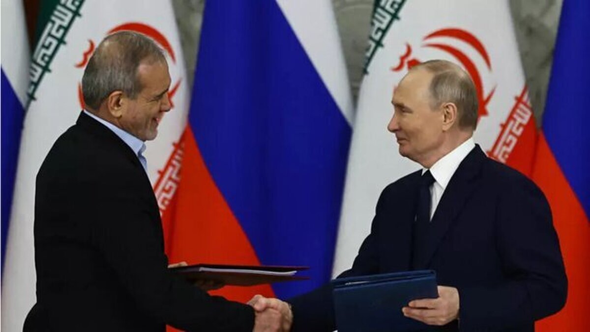 Putin to Pezeshkian: Russia and Iran in constant consultations