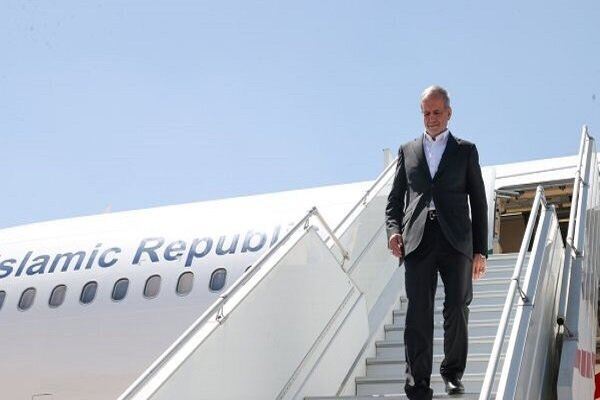 Pezeshkian arrives in Doha for OIC meeting