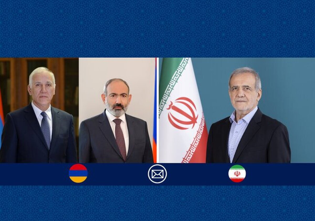Iranian President Sends Congratulatory Messages to Armenian Leaders on National Day