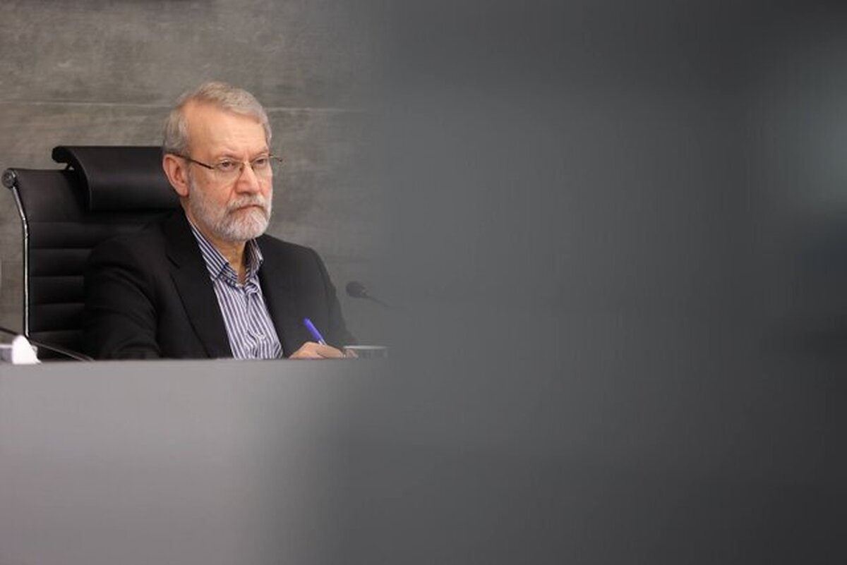 Larijani: What Iranian of dignity would accept missile range limits?