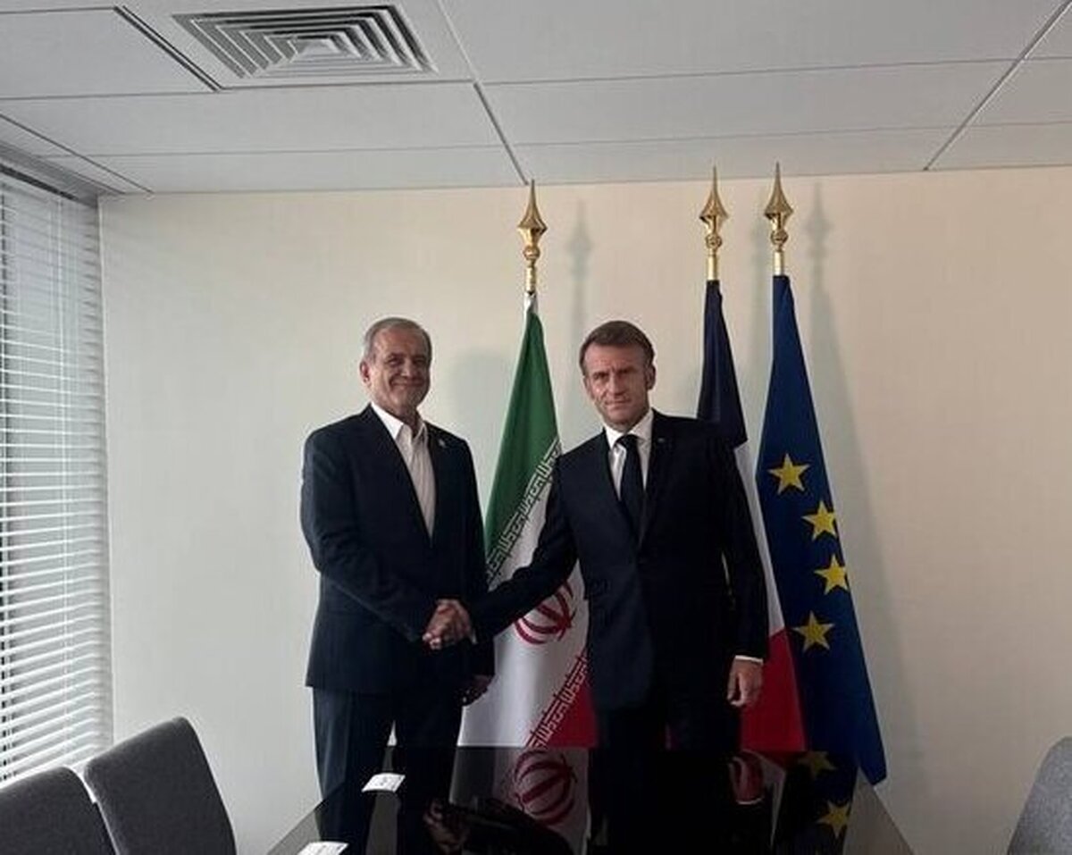 Pezeshkian, Macron Meet on UNGA Sidelines