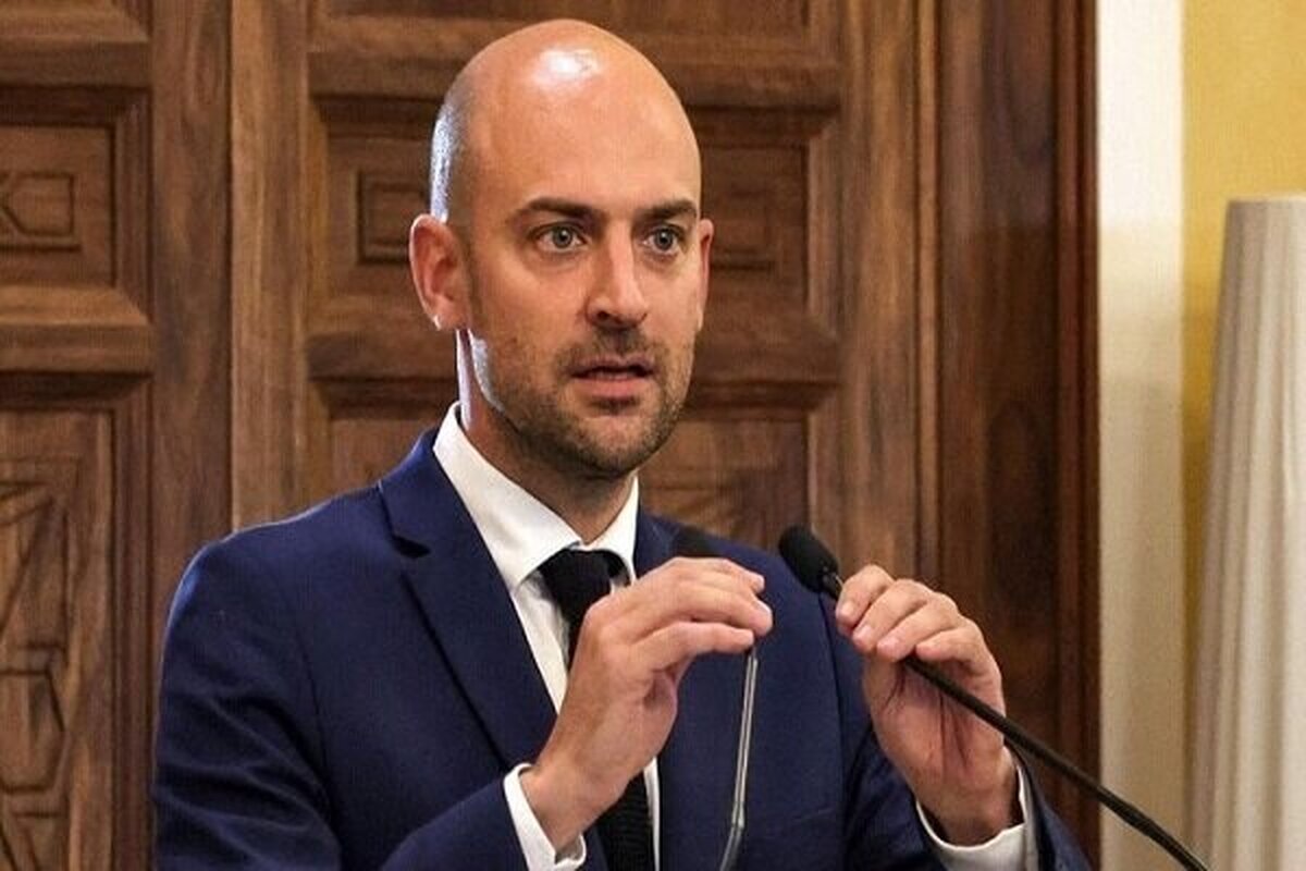 French FM claims his country pursues diplomacy with Iran