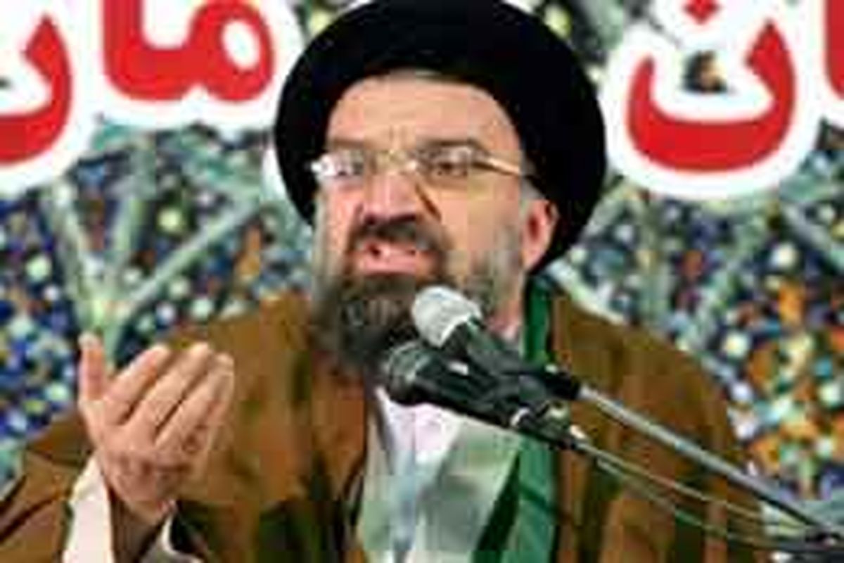 بصیرت چراغ فروزانی است که راه را برای انسان‌ها روشن می‌كند