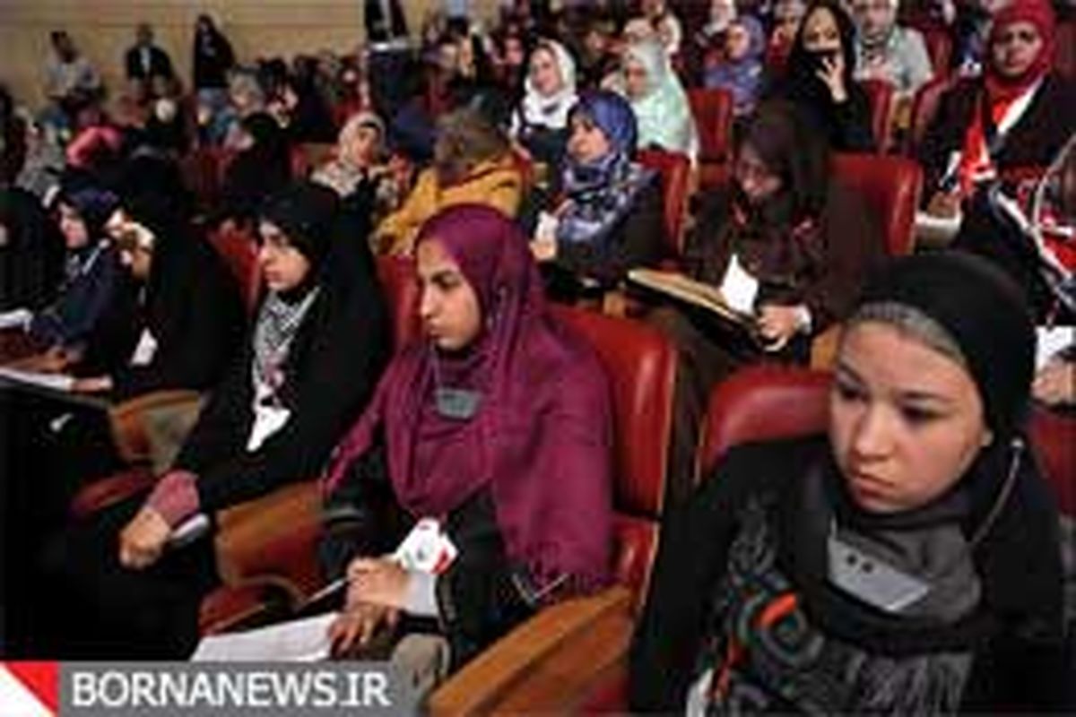 جوان فرانسوی: هر مسلمانی، فلسطین را می‌خواهد/ در فرانسه انقلاب حجاب در حال وقوع است
