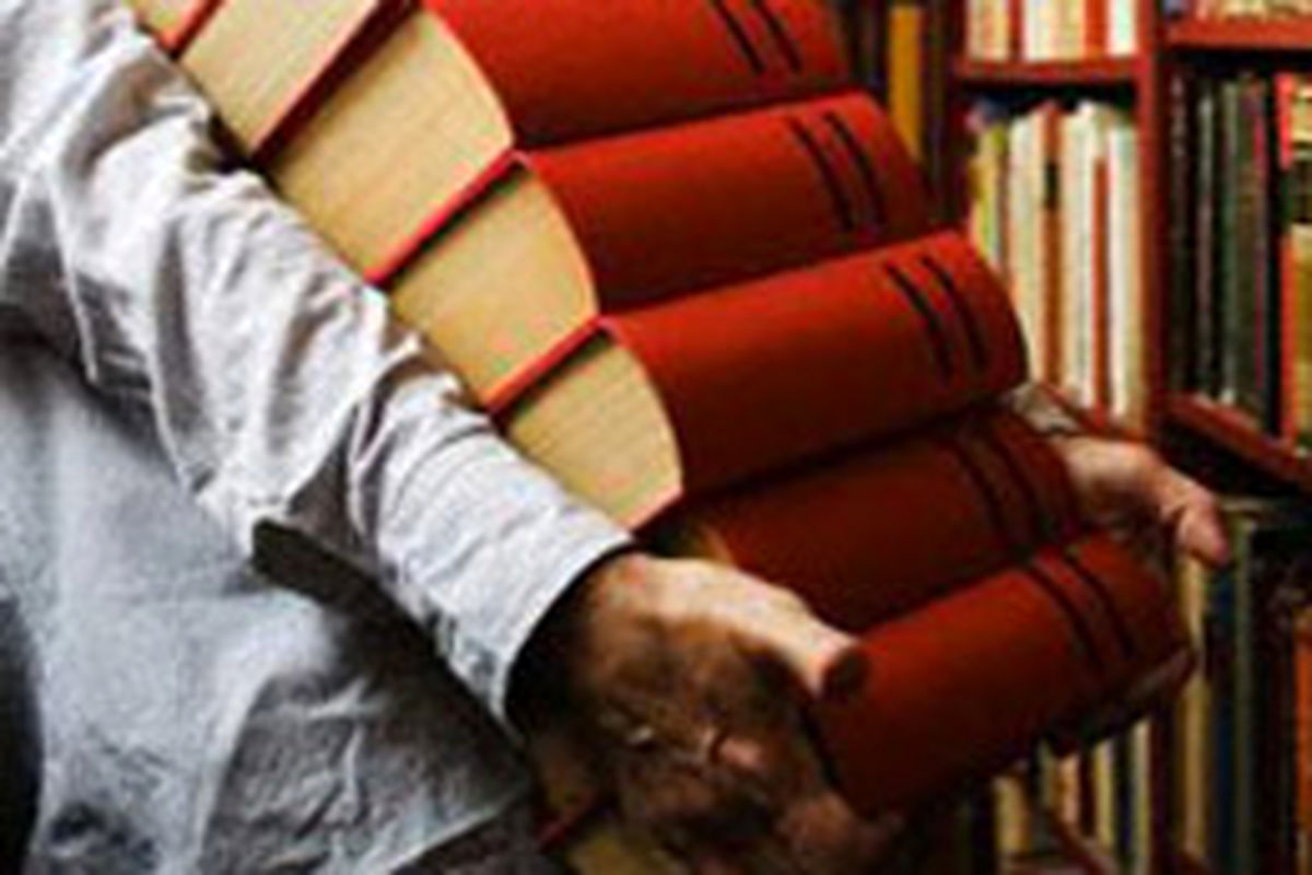 جریانات پشت پرده ممیزی کتاب در ایران را بزرگ‌نمایی می‌کنند
