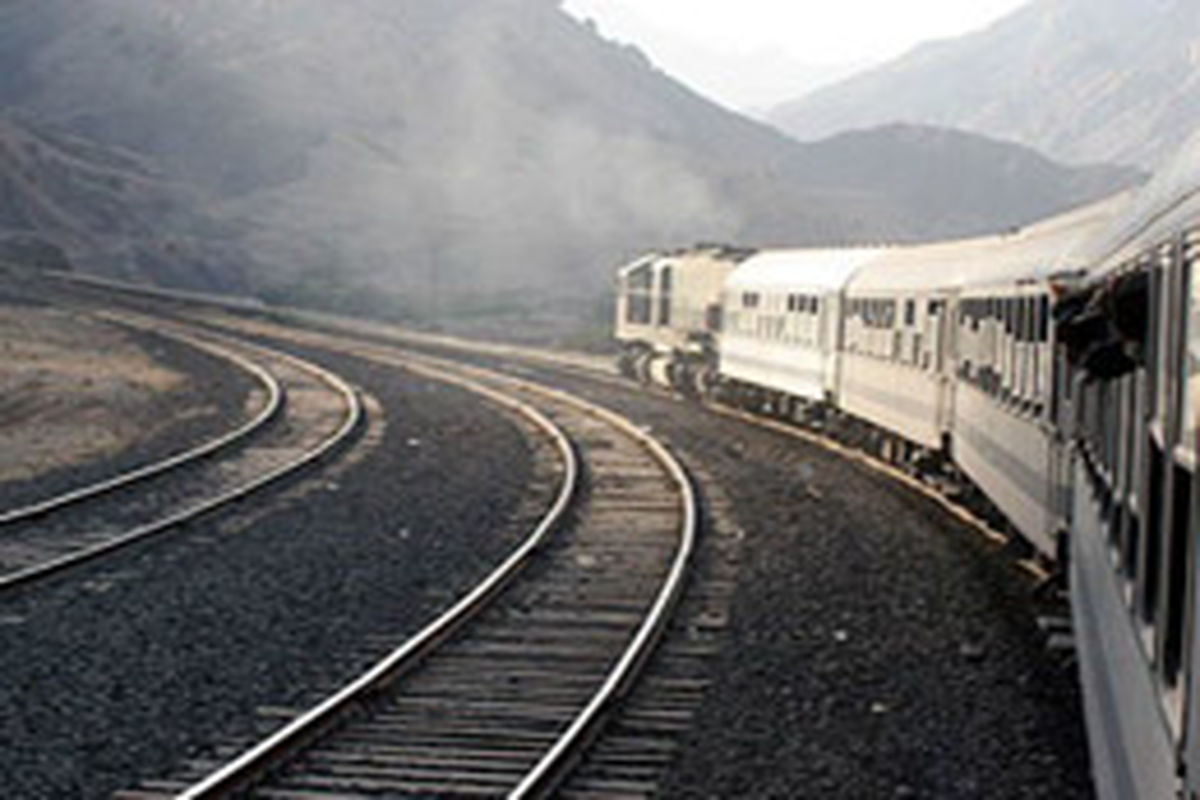 افتتاح راه آهن اراک-ملایر در ماه مبارک رمضان
