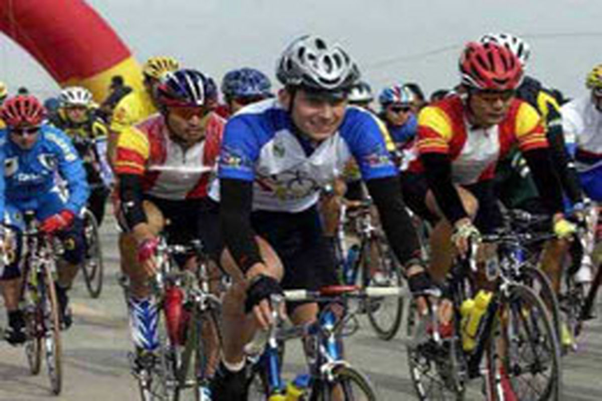 رقابت‌های دوچرخه سواری بین المللی کوهستان جام ˝آبیدر˝ آغاز شد