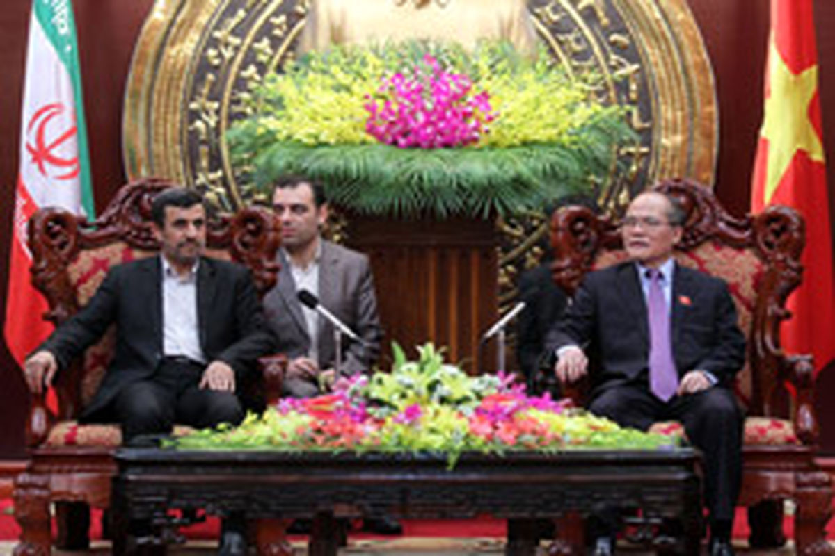 دو ملت ایران و ویتنام در یک جبهه فرهنگی و انسانی قرار دارند