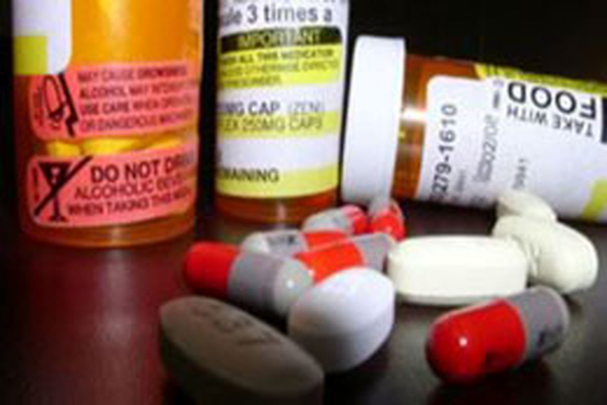 خطر رشد باکتری‌های مقاوم به داروهای آنتی‌بیوتیک