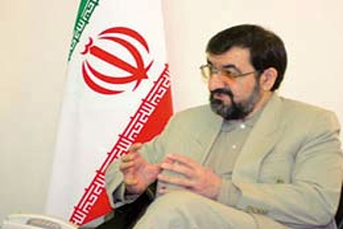 فساد، رشوه و تبعیض در اداره کشور بیش از حد معمول است/ دولت نباید خود را رقیب مردم بداند