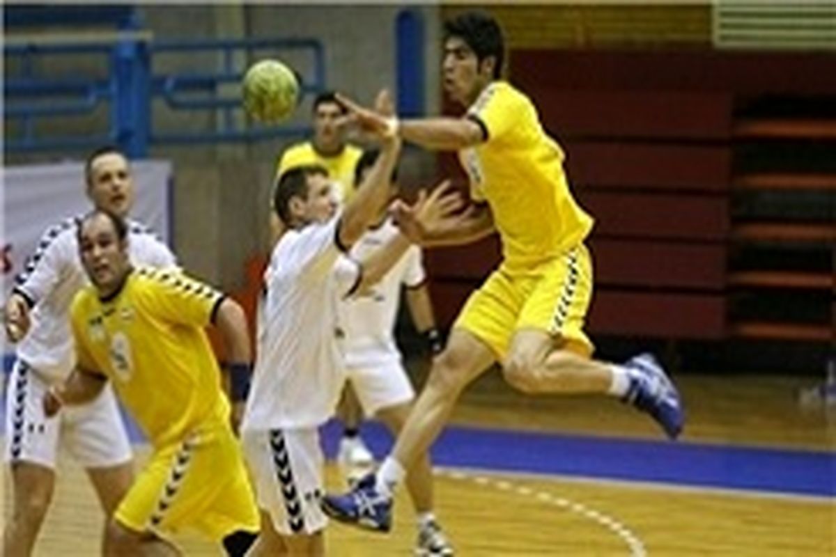 تیم هندبال هپكو اراک با آمادگی كامل درلیگ دسته یک حضور پیدا می‌كند