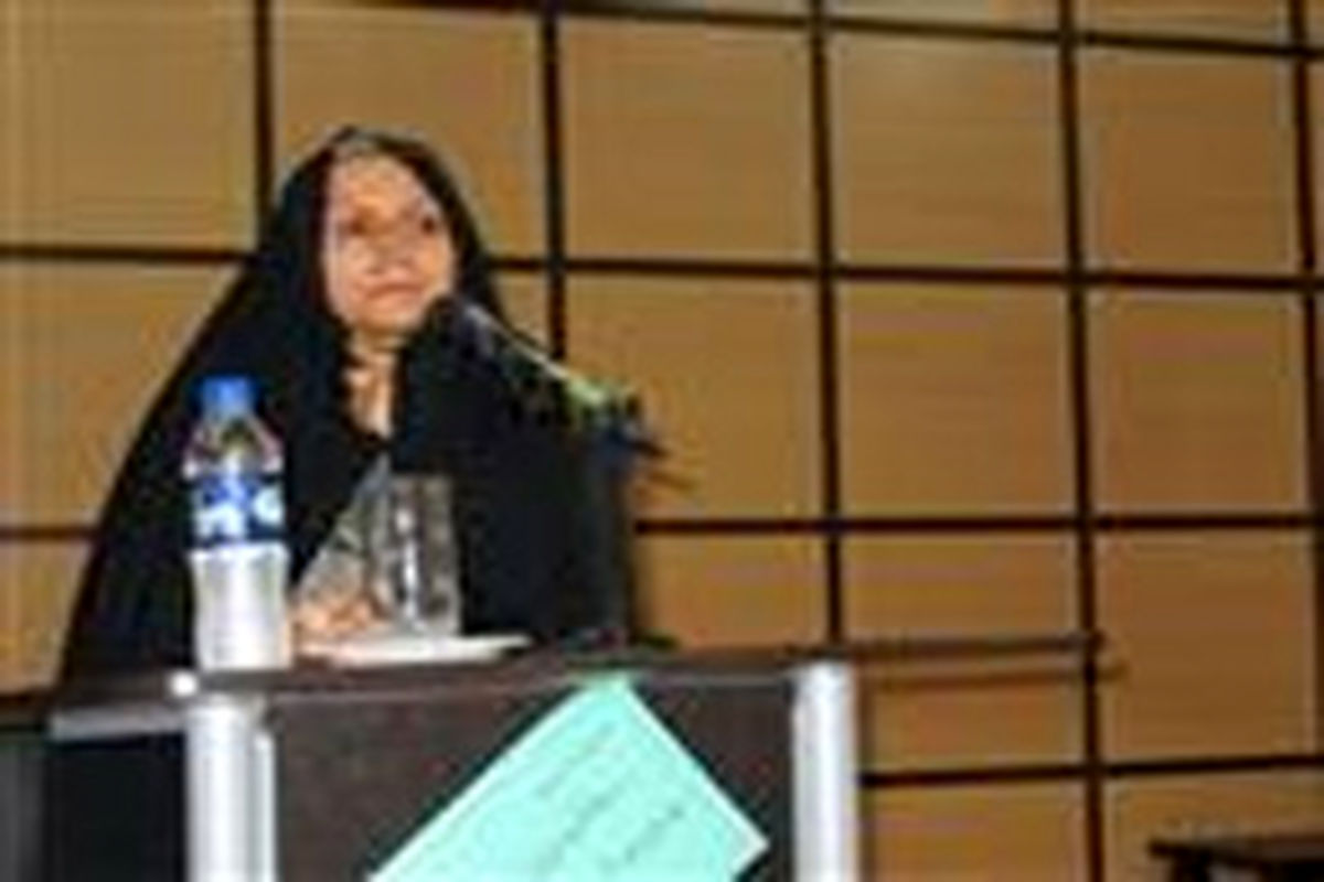 زن ایرانی می‌تواند با الهام از آموزه‌های دینی به جایگاهی شایسته دست یابد