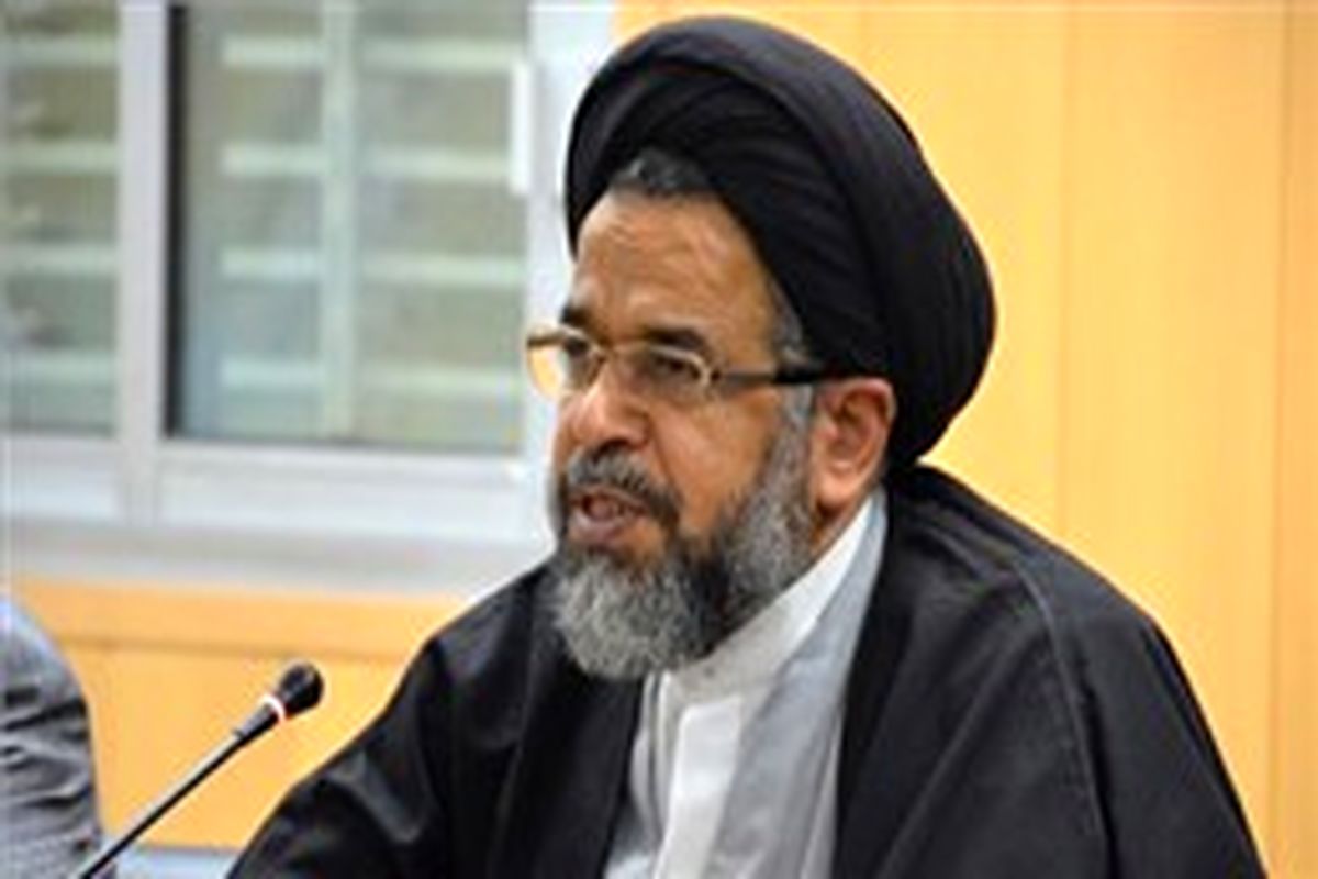 با روش‌های پیچیده از منافع و مصالح ایران دفاع می‌کنیم