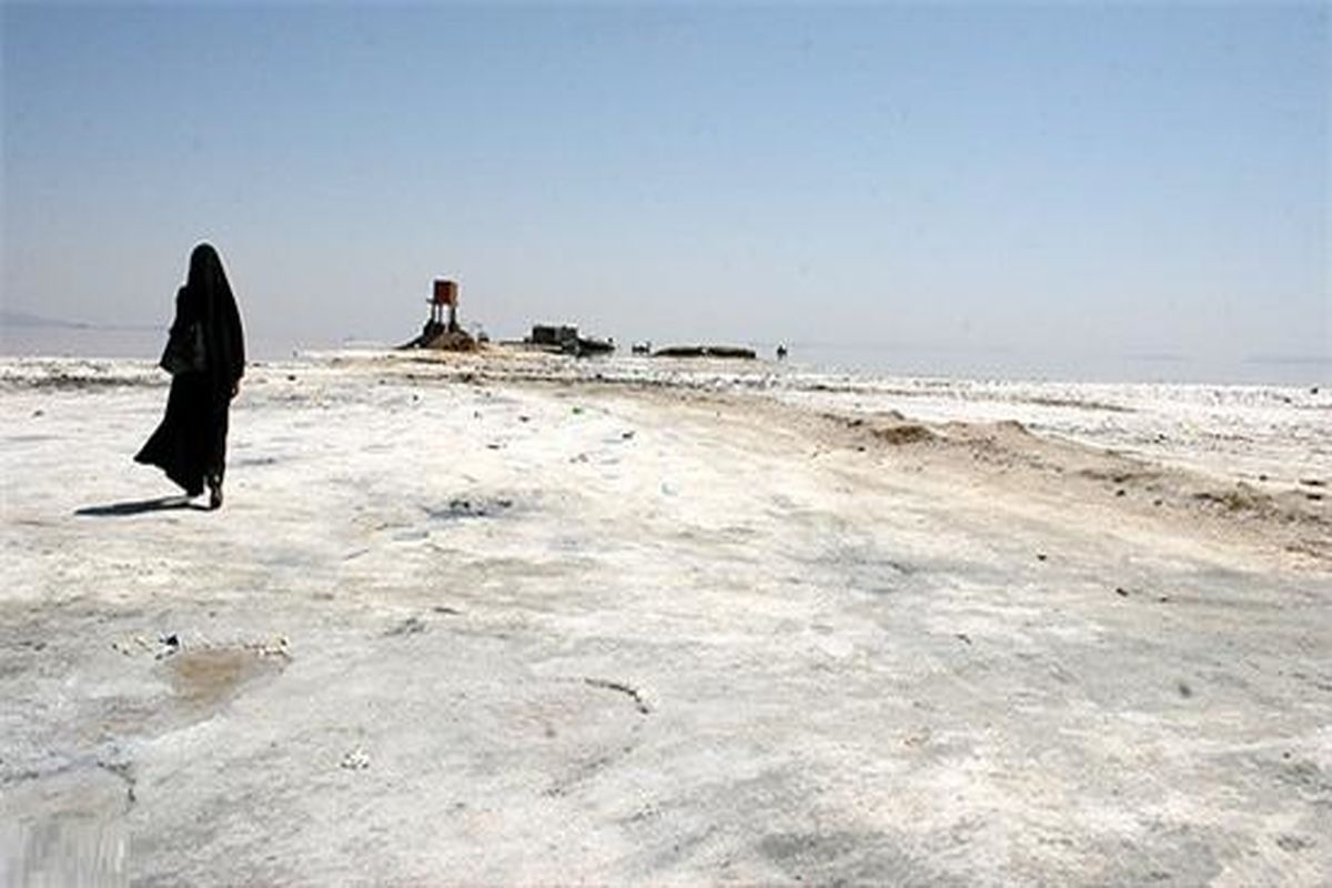دریاچه ارومیه میزبان سفیران محیط زیست شد