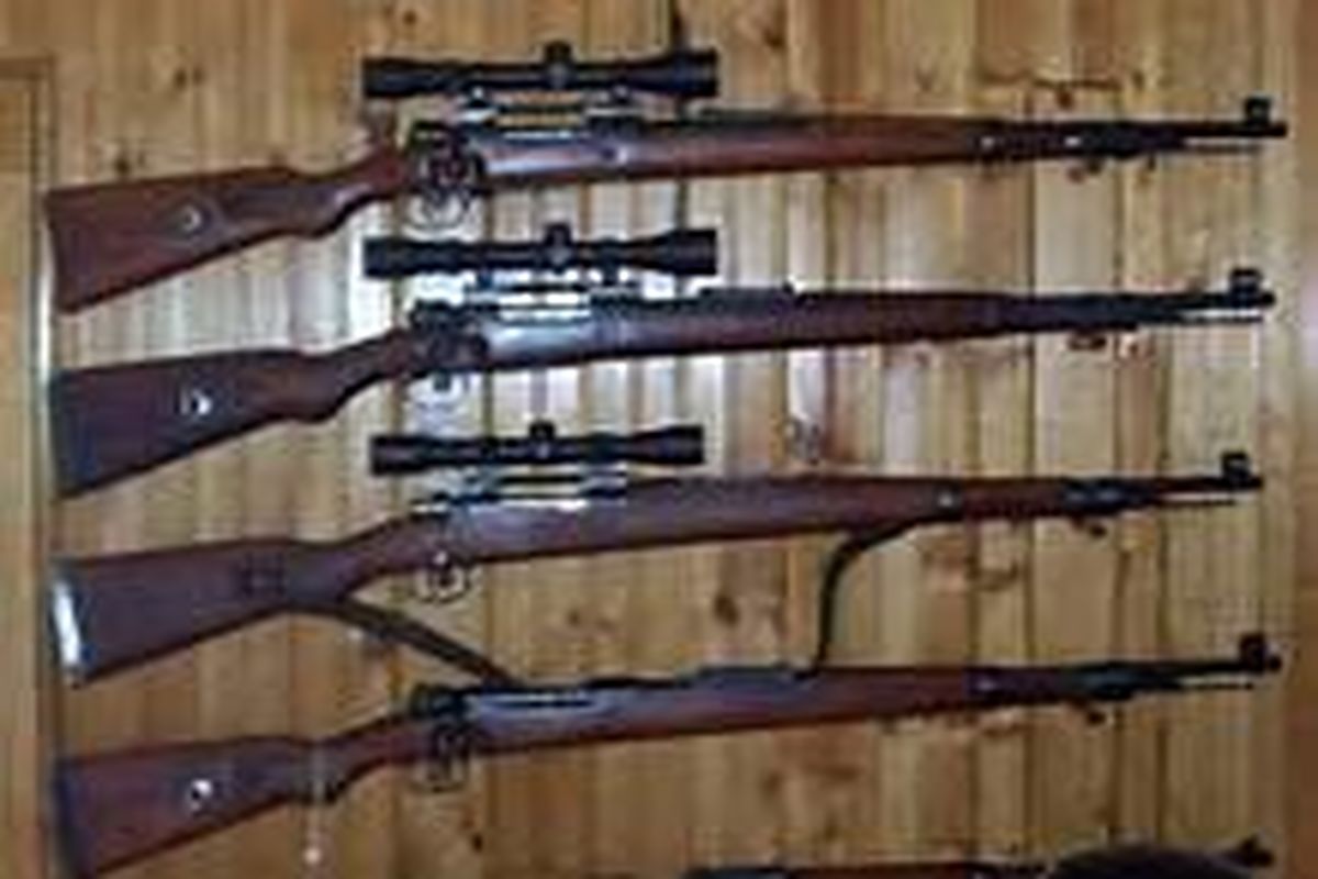 ۳۵ شکارچی در آذربایجان‌شرقی تفنگ خود را غلاف کردند