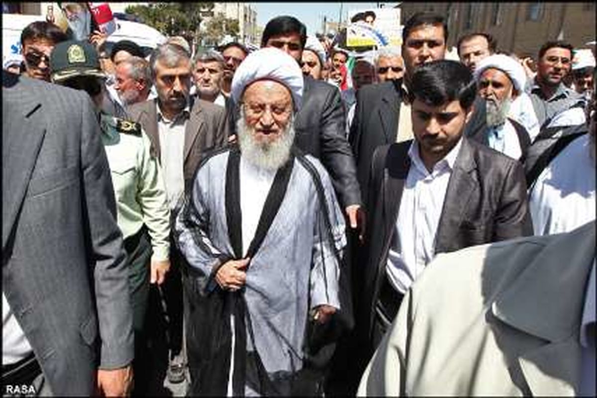 حضور آیت‌الله مكارم شیرازی در راهپیمایی روز قدس