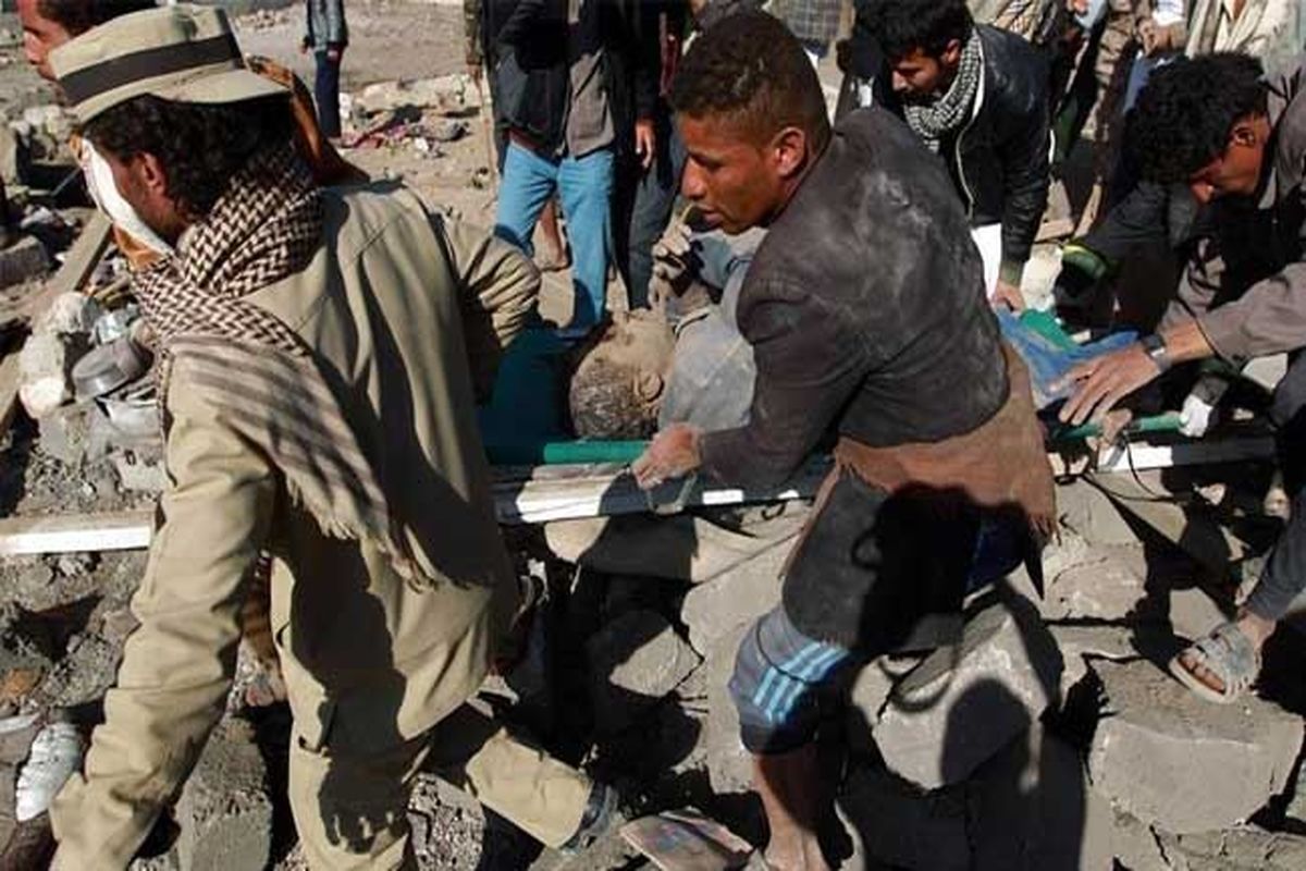 شمار قربانیان بمباران شهر الحدیده یمن به ۳۷ نفر رسید