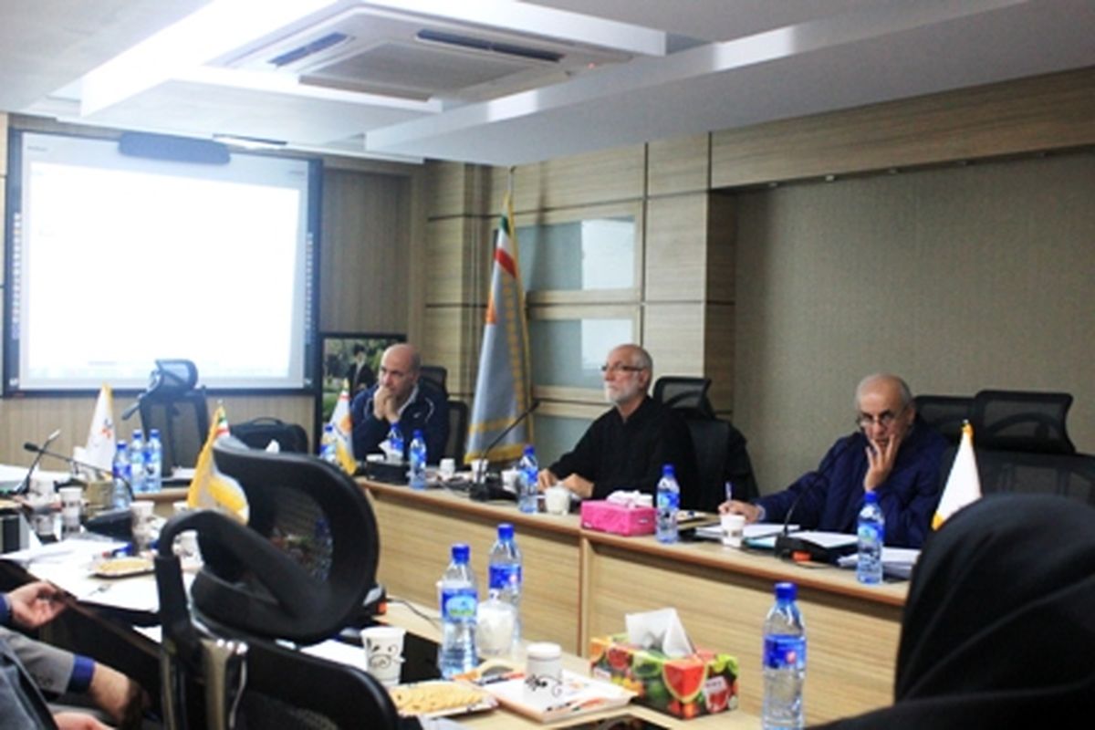 برگزاری نشست کمیته فنی و توسعه در فدراسیون فوتبال