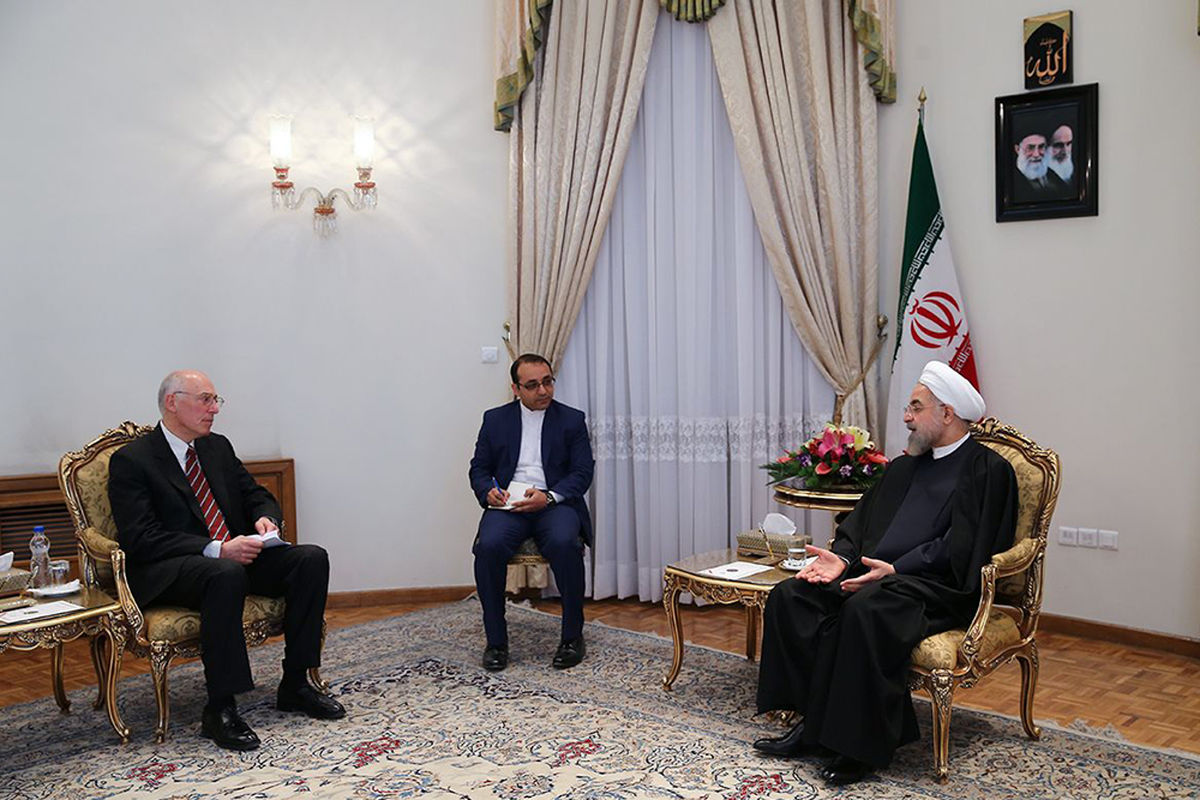 رییس جمهوری از آمادگی ایران برای توسعه روابط با یونان خبر داد