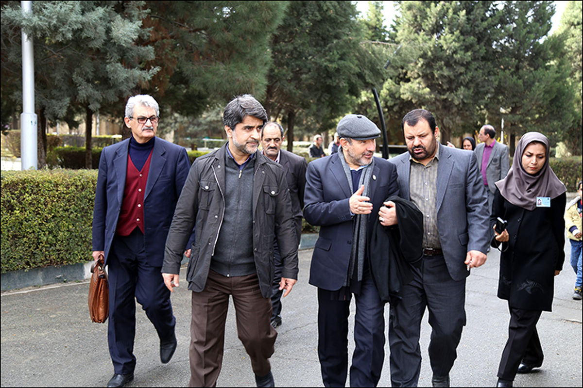 بازدید مدیرکل درمان تامین اجتماعی استان تهران از مراکز درمانی غرب تهران