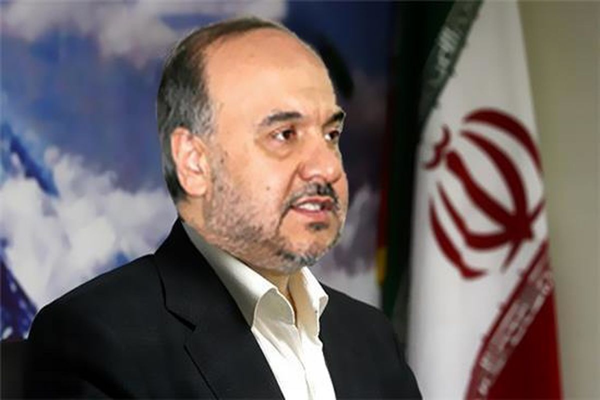 انجام توافق هسته ای عملا پیام صلح طلبی مردم ایران را به جهانیان انتقال داد