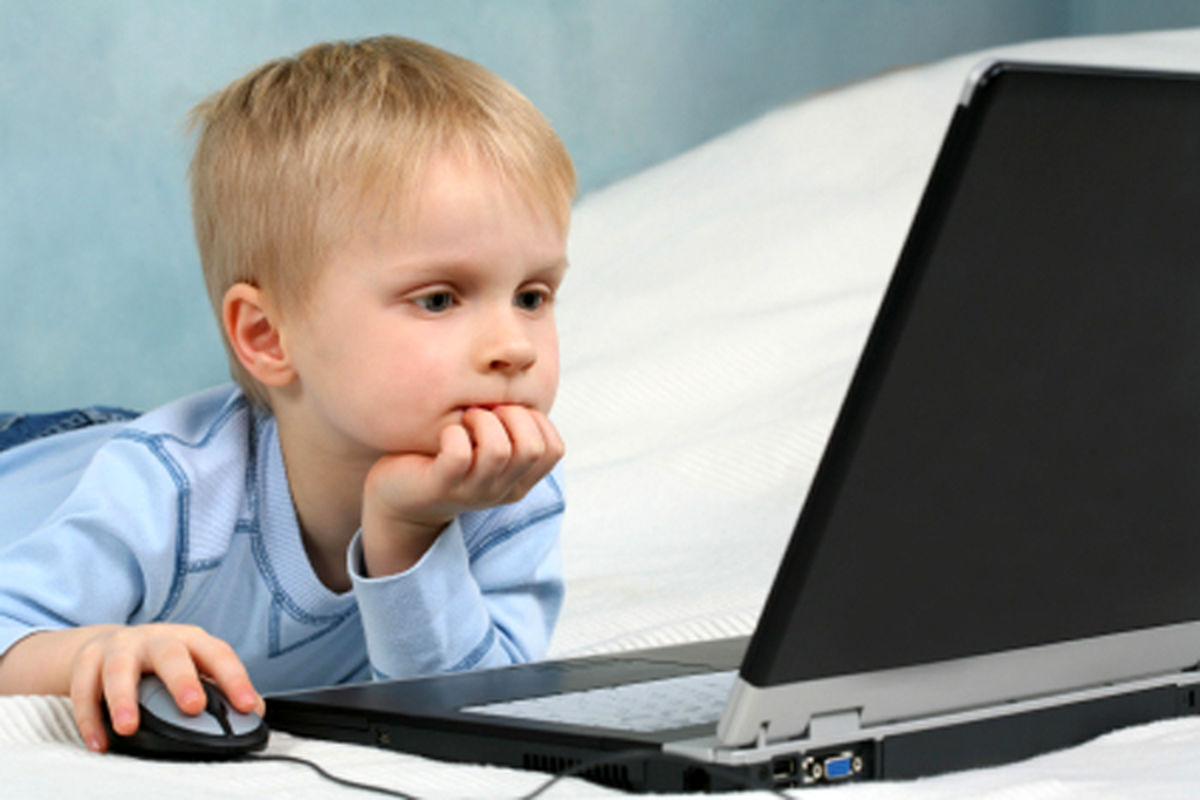خطر بازی با اسباب‌بازی‌های الکترونیکی برای بچه ها